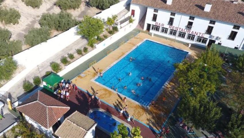 PISCINA MUNICIPAL